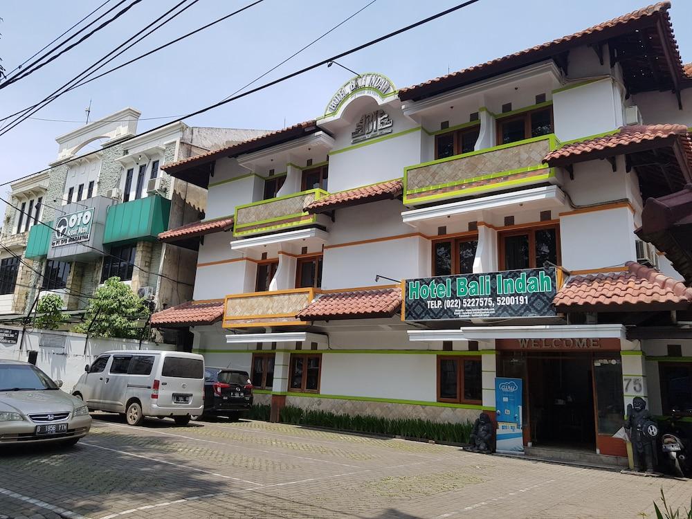 Oyo 1945 Hotel Bali Indah 반둥 외부 사진