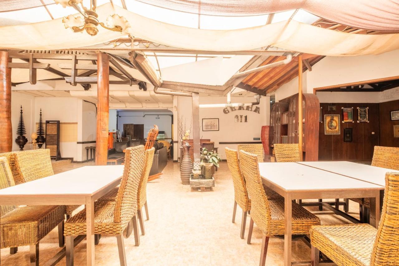 Oyo 1945 Hotel Bali Indah 반둥 외부 사진