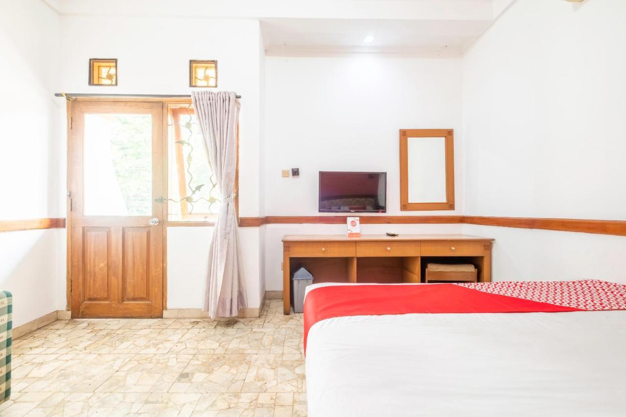 Oyo 1945 Hotel Bali Indah 반둥 외부 사진